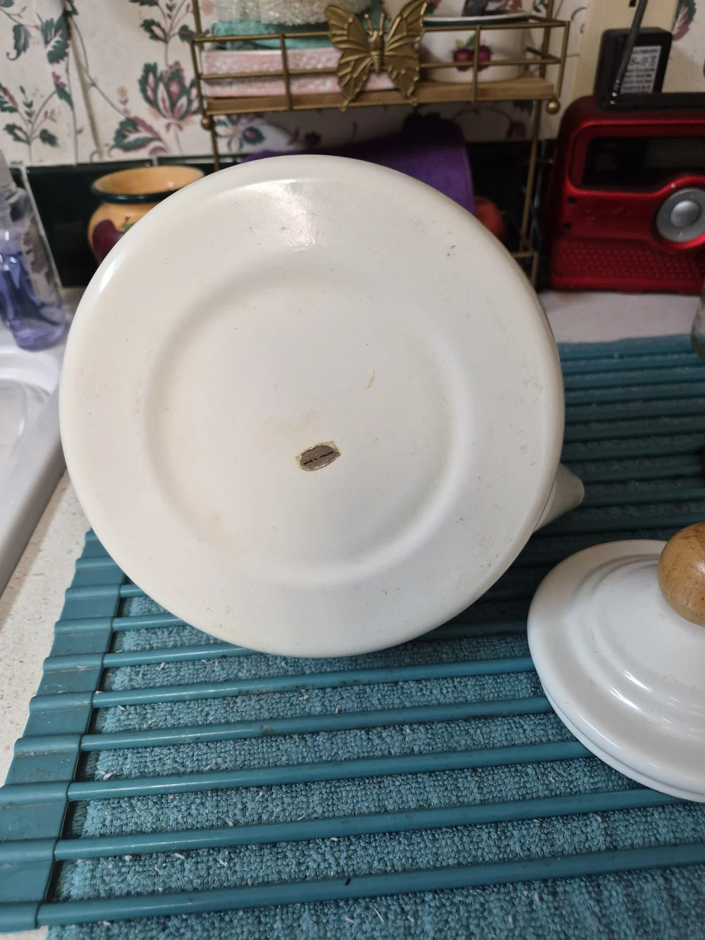 White Ceramic Teapot with Wooden Handle and Apple Motif